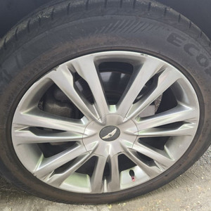 제네시스 bh 18인치 휠타이어