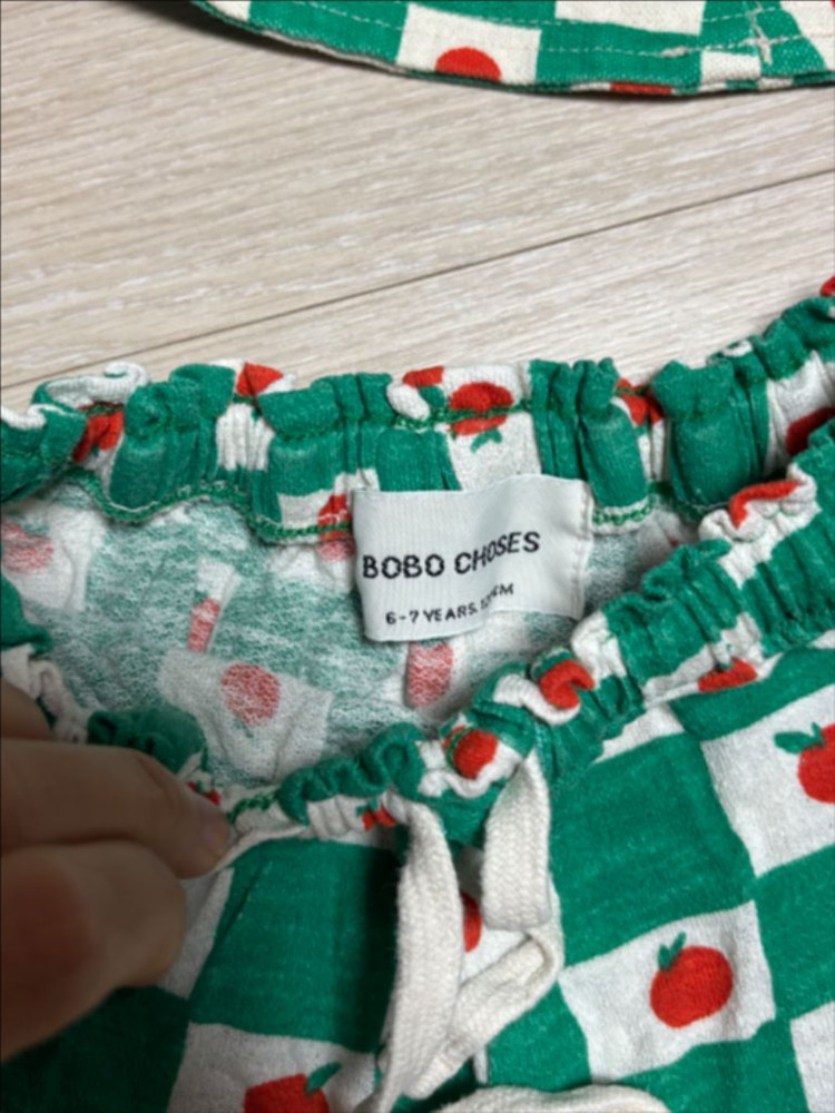 보보쇼즈 토마토 반바지, 버킷햇 이미지