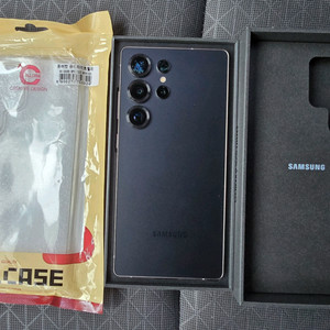 갤럭시s25울트라 256GB 티탄블랙 박스풀셋 팝니다.