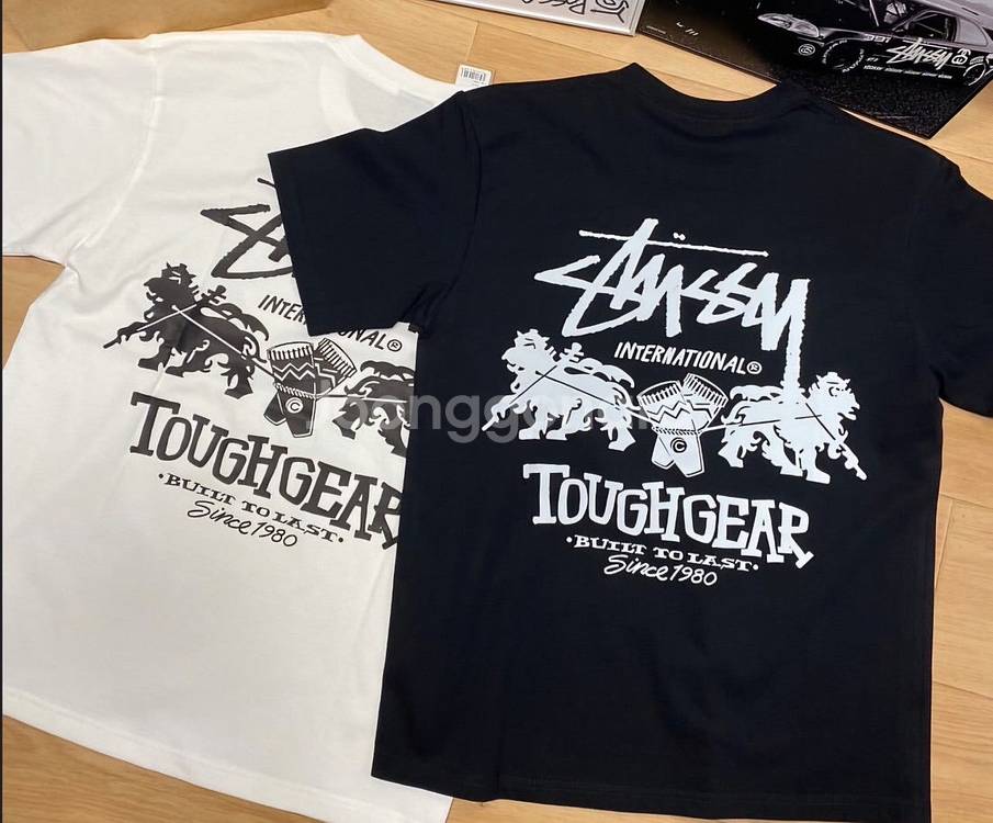 STUSSY (사자)스투시 터프기어인더내셔널 반팔티 블--2