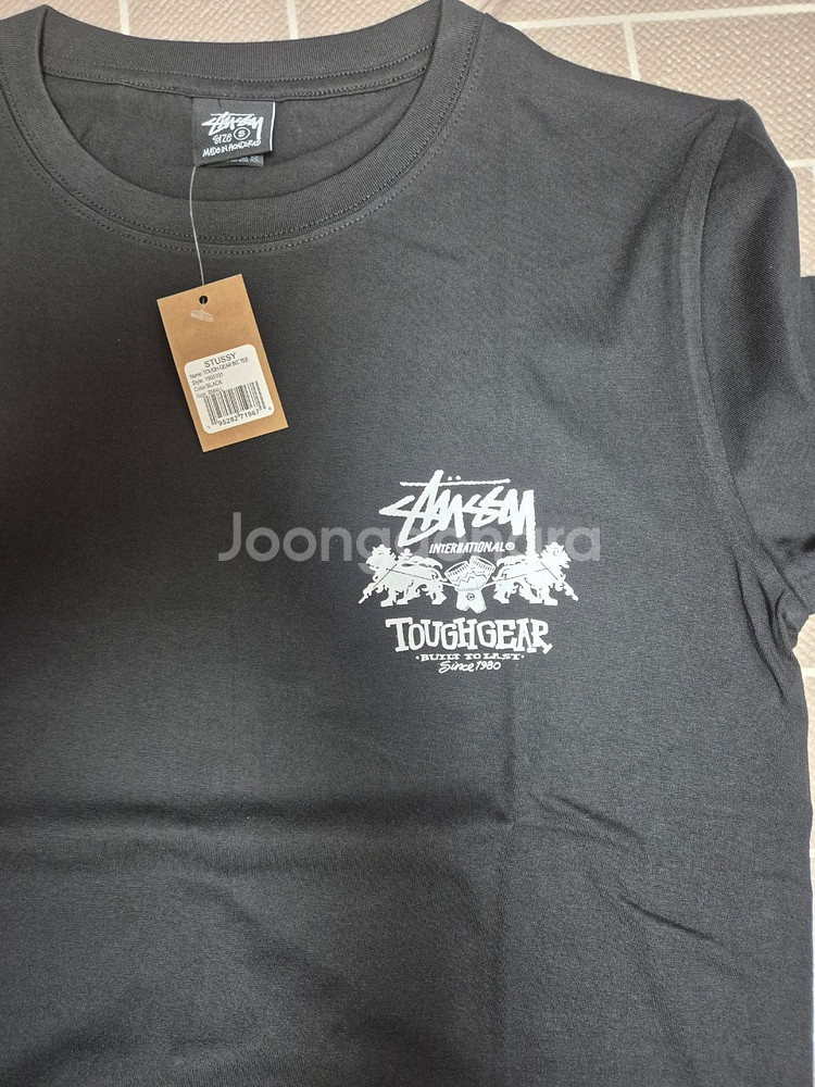 STUSSY (사자)스투시 터프기어인더내셔널 반팔티 블--6