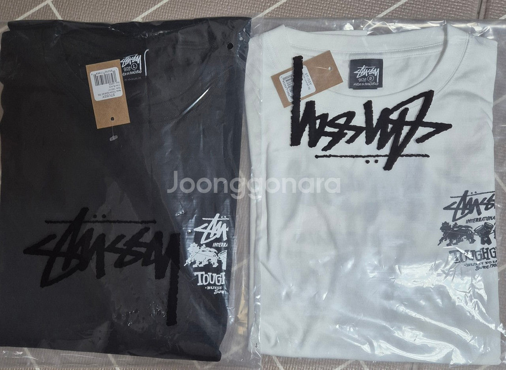 STUSSY (사자)스투시 터프기어인더내셔널 반팔티 블--8