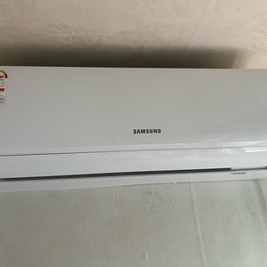 삼성 벽걸이 에어컨 AR06R1131HZN