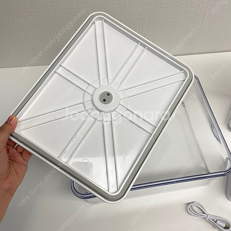 바퀜 바하베이직, 그립 컨테이너, 진공기--1