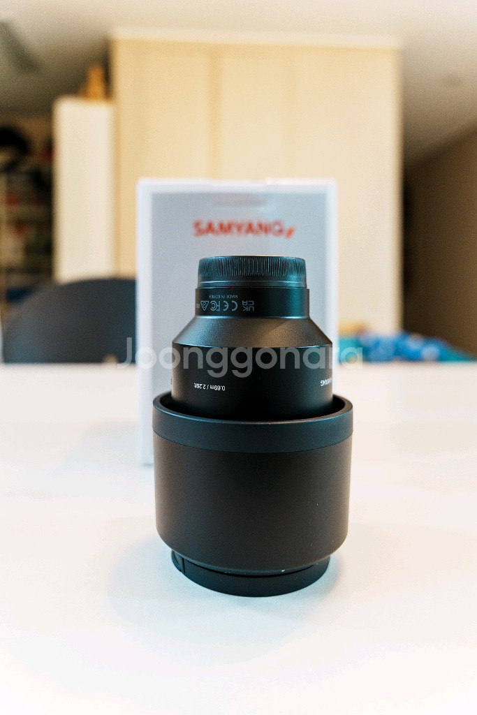 삼양 135mm 소니마운트 팝니다--1