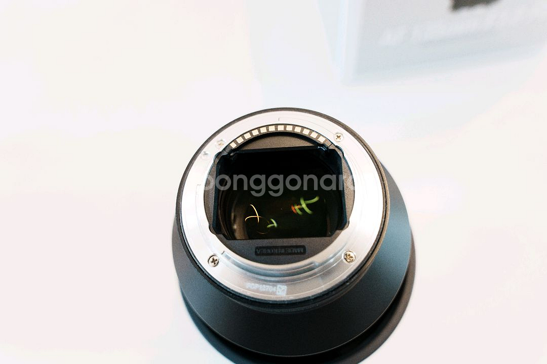 삼양 135mm 소니마운트 팝니다--5