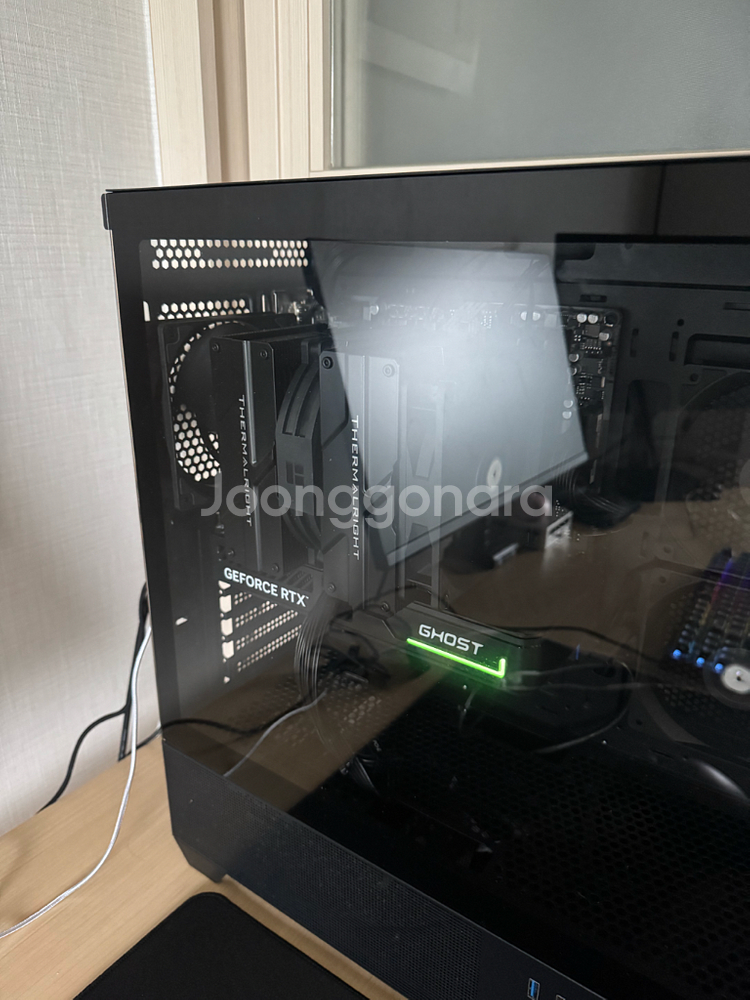 개인7800x3d 5060ti 게이밍 컴퓨터 판매합니다--1