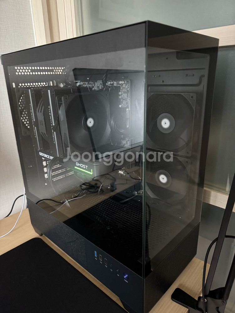 개인7800x3d 5060ti 게이밍 컴퓨터 판매합니다--0