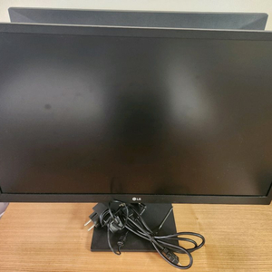 LG 27MK430H 모니터 팝니다