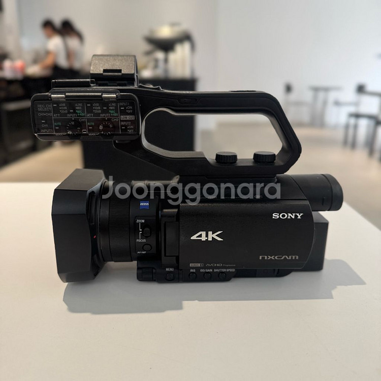 HXR-NX80 소니캠코더+배터리 충전기+배터리 2개--3