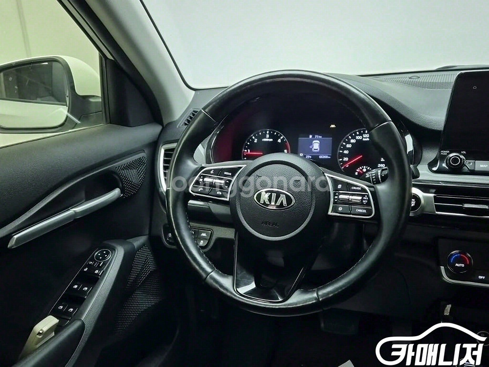 [기아]셀토스 디젤 1.6 2WD 트렌디 (5인승) #--7