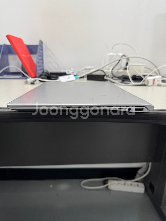 삼성 i5 6세대 13인치 노트북 팝니다.--5
