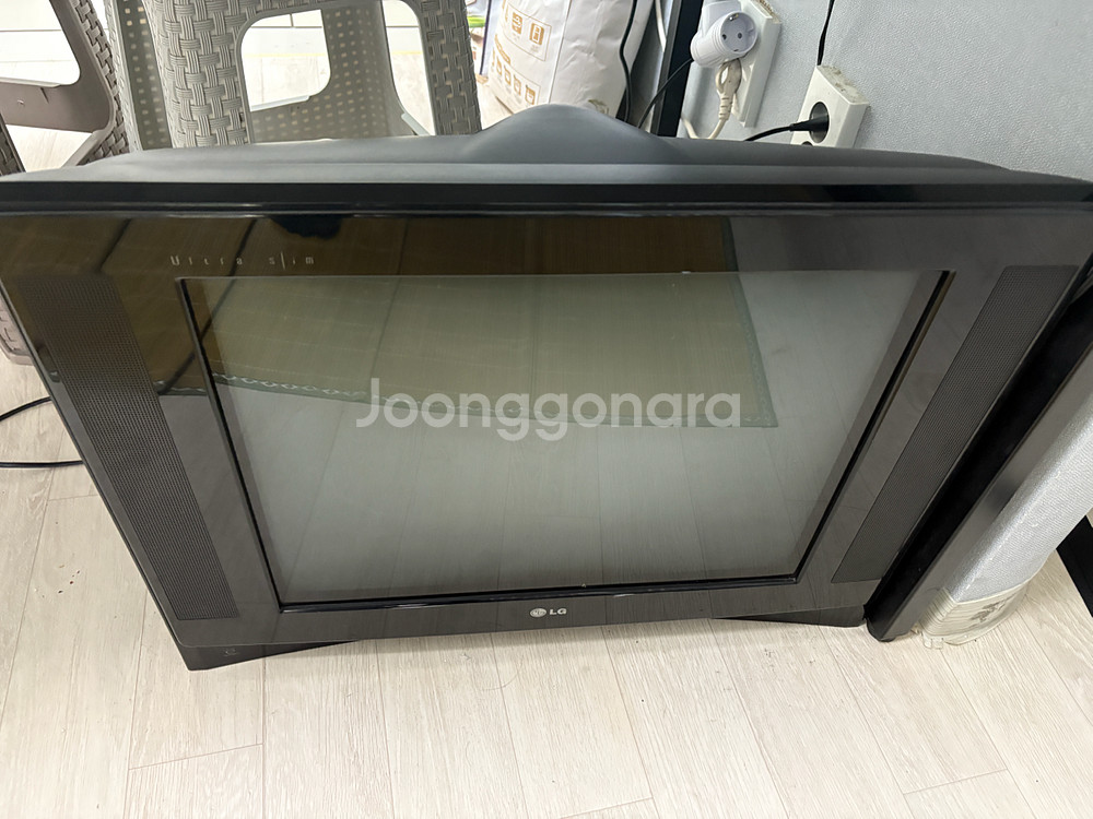 엘지 21인치 평면 브라운관 티비--0