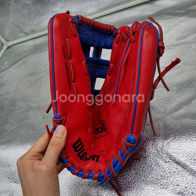 윌슨 A590 오른손잡이용 글러브--2