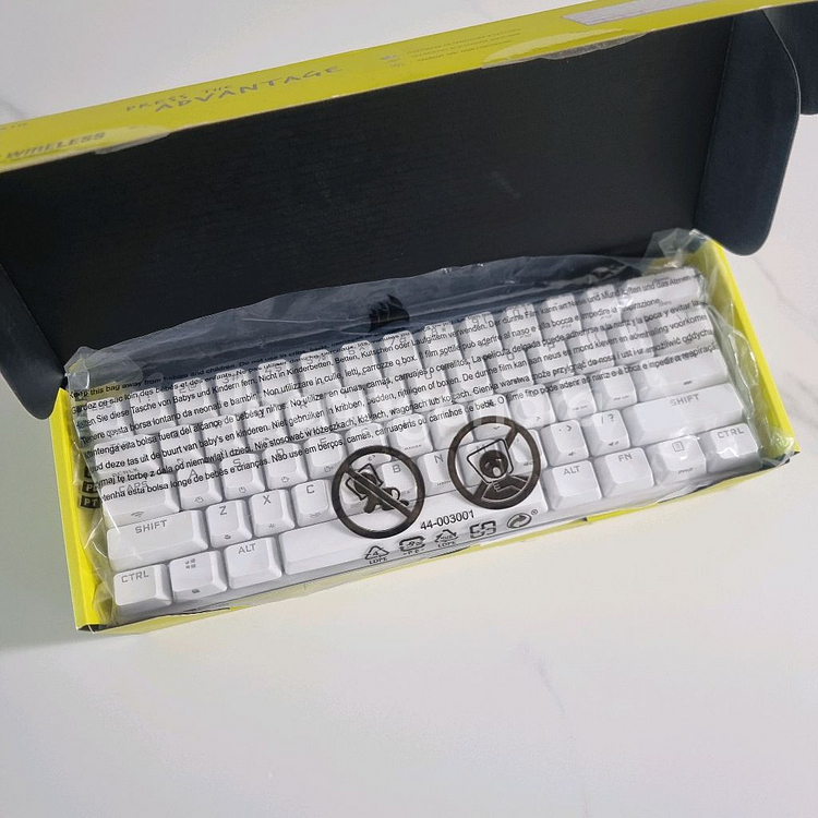 커세어 K70 MINI PRO 화이트--1