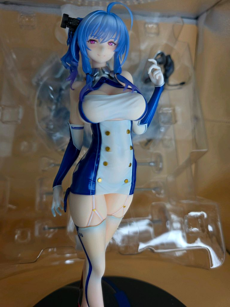 알터 세인트루이스 중장 ver 벽람항로 아주르레인 이미지