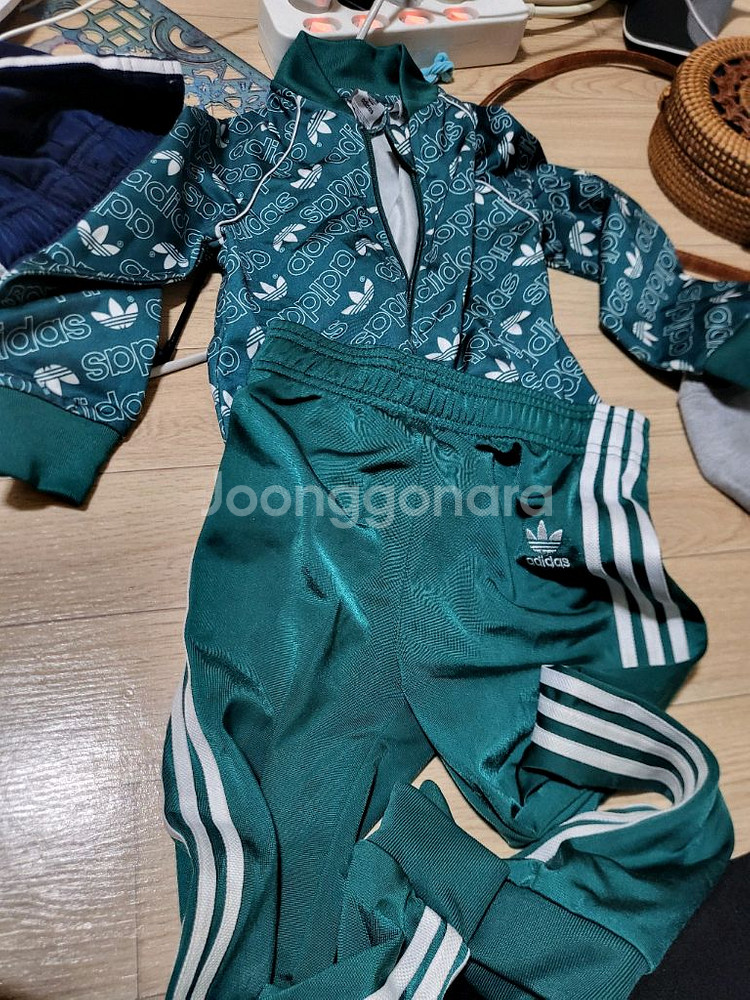 옷 정리 합니다--8