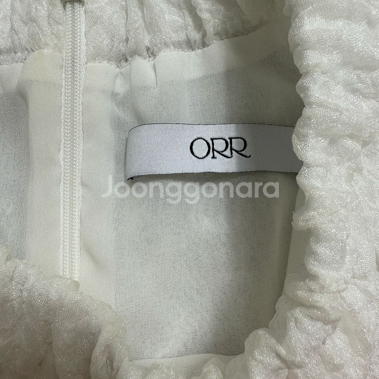 오르(ORR) 시어서커 셔링 블라우스--6