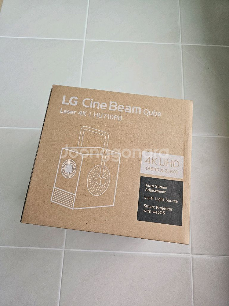 LG 시네빔큐브 HU710PB--0