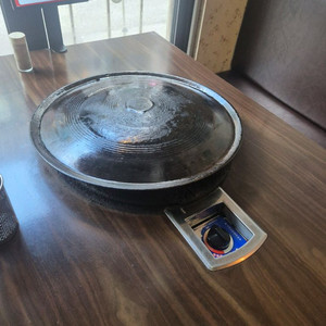 솥뚜껑