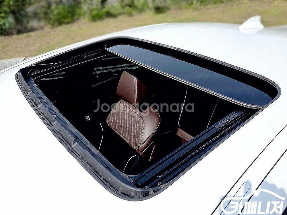 [BMW]5시리즈 (G30) 520d M 스포츠 플러스--6