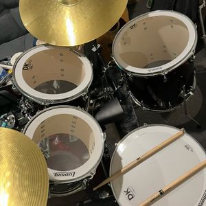 DK 드럼 세트 + Paiste 심벌 셋트 팔아요
