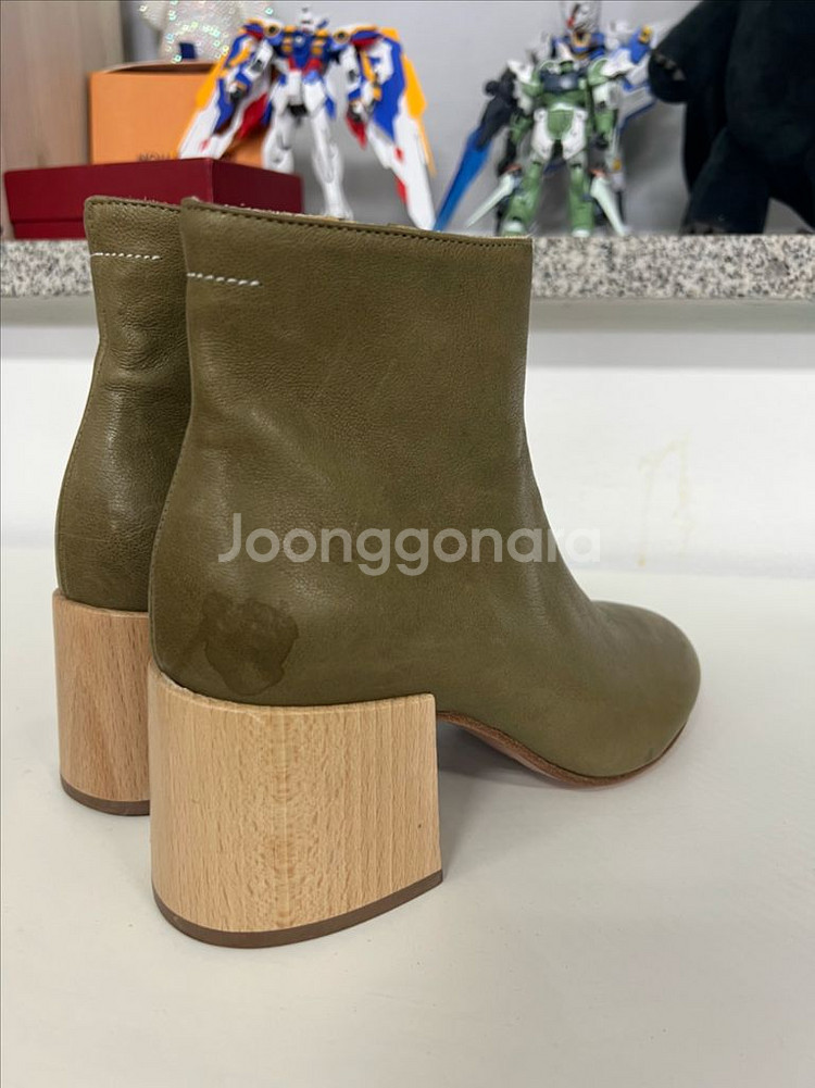 새제품) 메종마르지엘라 정품 여성 앵클부츠 36--3
