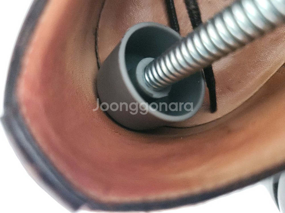처치스 콘술 브라운 UK8 F--3
