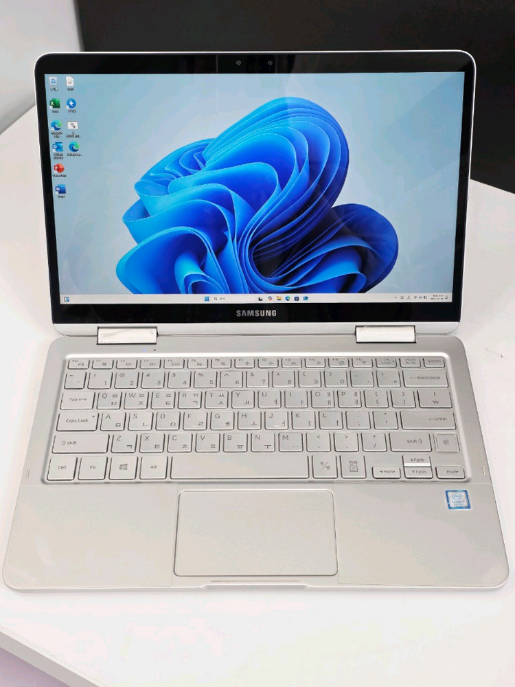 삼성 노트북9 펜 i7 13인치모델 이미지