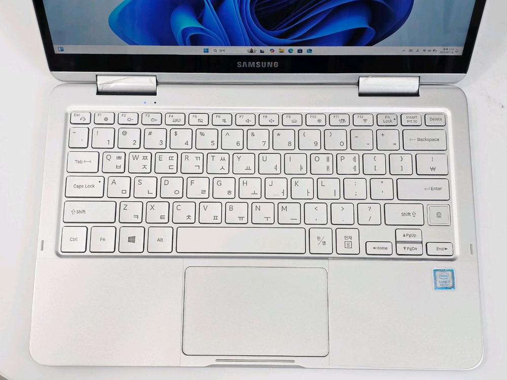 삼성 노트북9 펜 i7 13인치모델 이미지