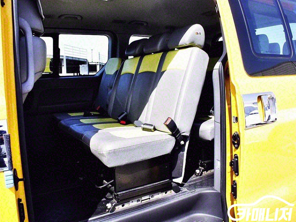 [현대]더 뉴 그랜드 스타렉스 어린이보호차 15인승 (--5