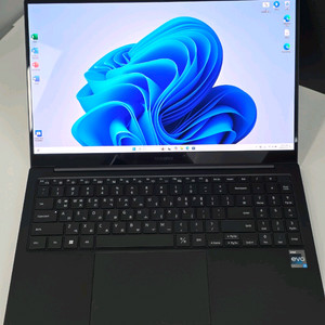 갤럭시북2프로 i7/렘32GB/SSD1TB/아크A350