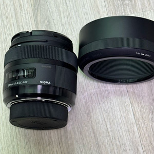 f마운트 시그마 30mm f1.4 아트삼식이 판매합니다