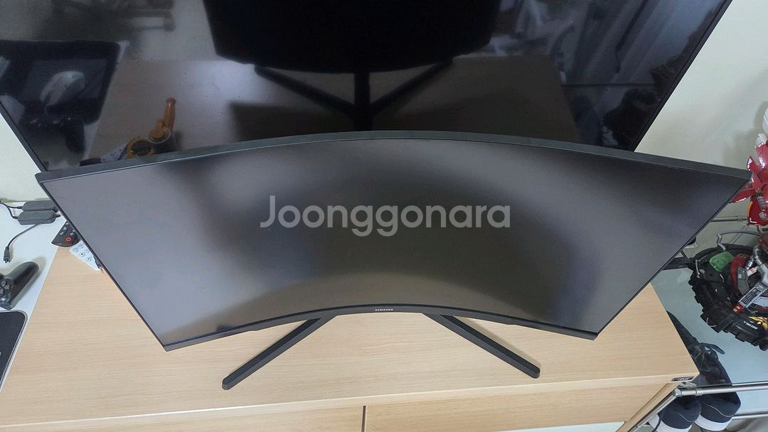 상성 c32g54t 32형 커브드 모니터 팝니다--1