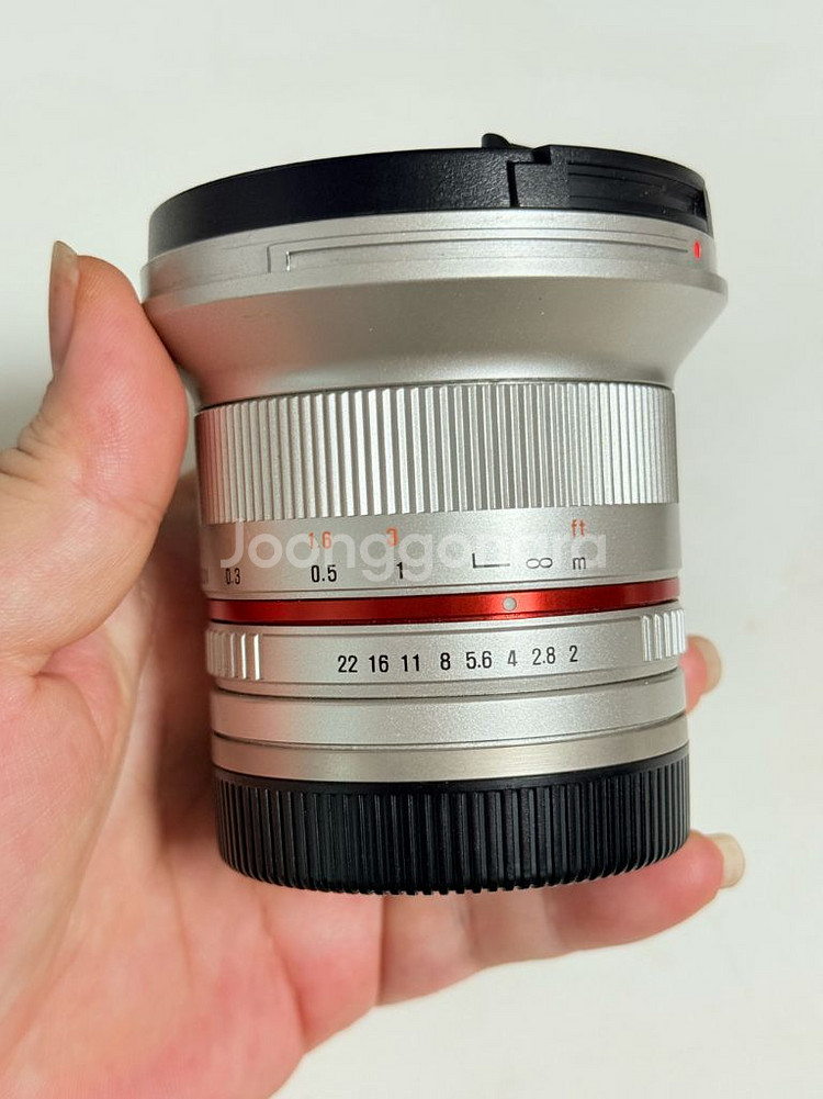 삼양 12mm f2 mf 소니e마운트 팝니다--1