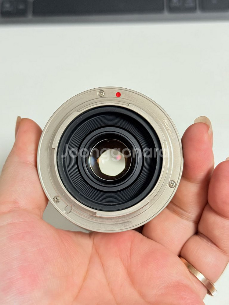 삼양 12mm f2 mf 소니e마운트 팝니다--3