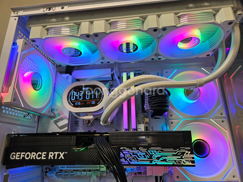 9800x3d, b850m wifi, rtx5080--1