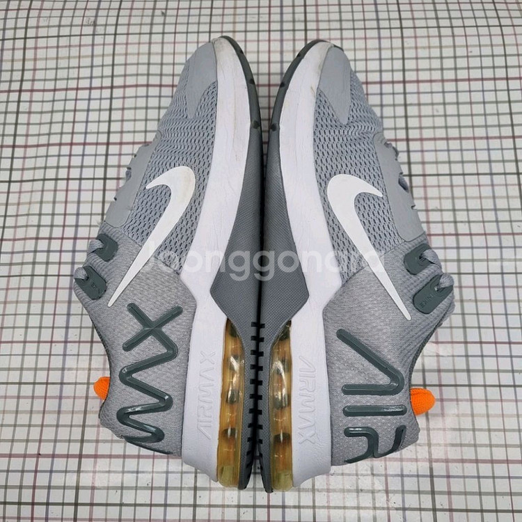 나이키 에어맥스 알파트레이너4 남성런닝화265.--4