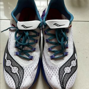 써코니 엔돌핀프로4 팝니다.275