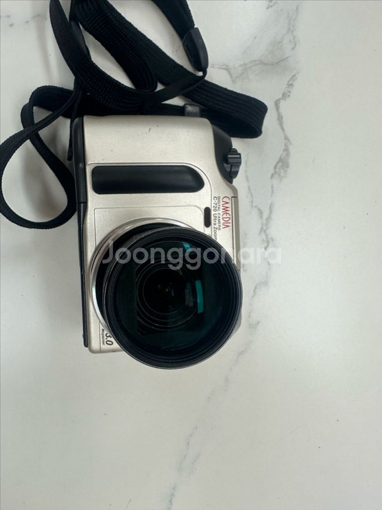 올림푸스 CAMEDIA C-720 Ultra Zoom--1
