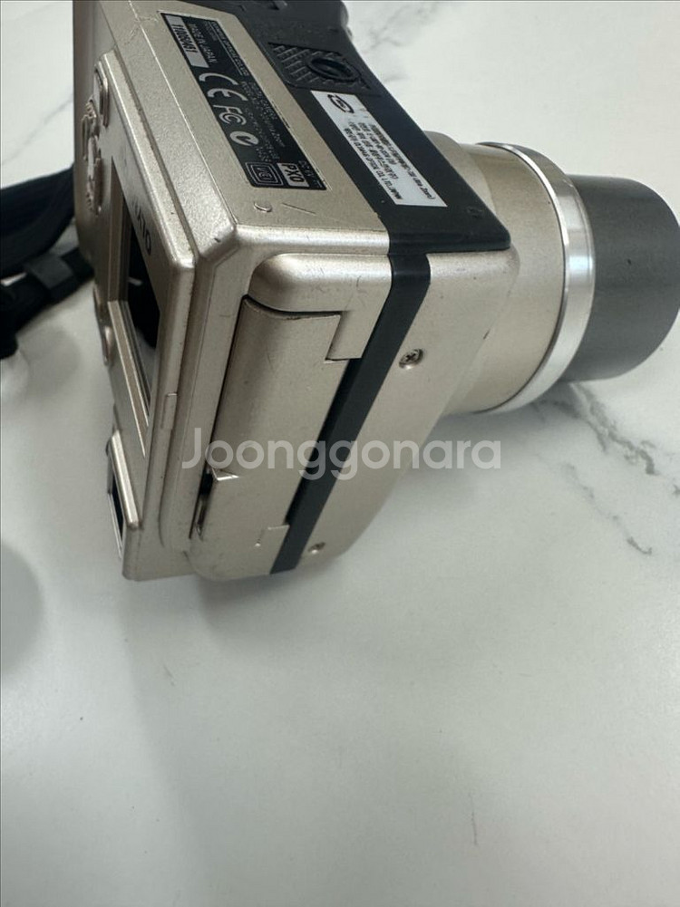 올림푸스 CAMEDIA C-720 Ultra Zoom--3
