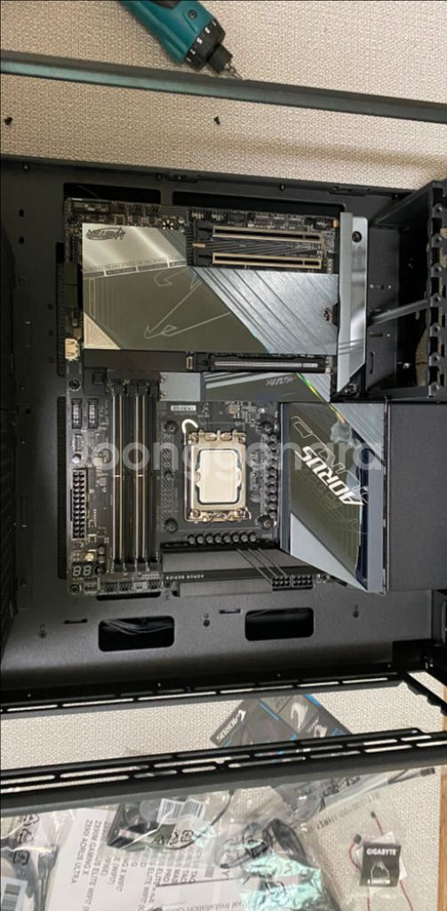 gigabyte z890 aorus master--0