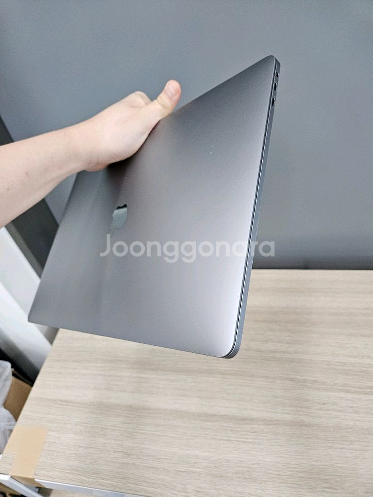 맥북프로15 A1707 i7/16G/512GB라데온프로--5