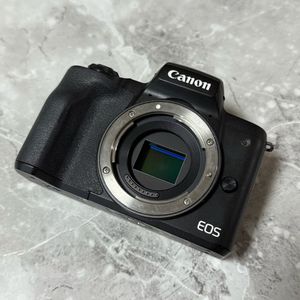 캐논 EOS M50 미러리스 카메라