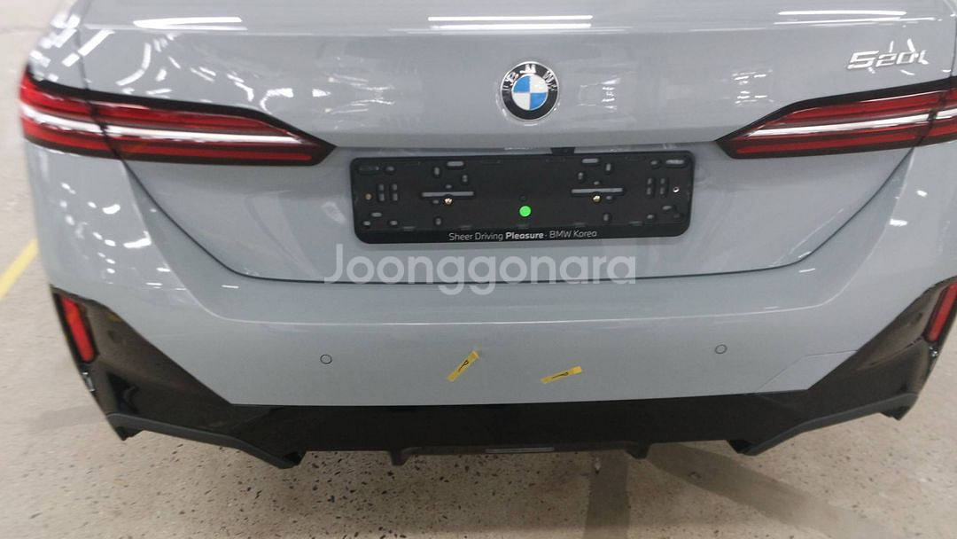 bmw g60 m팩 리어 (뒷) 범퍼 부품--2