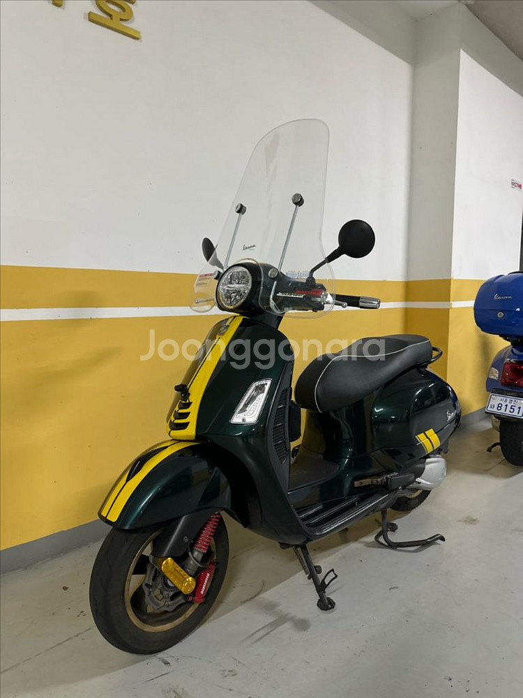 베스파 gts 슈퍼스포츠 300--0