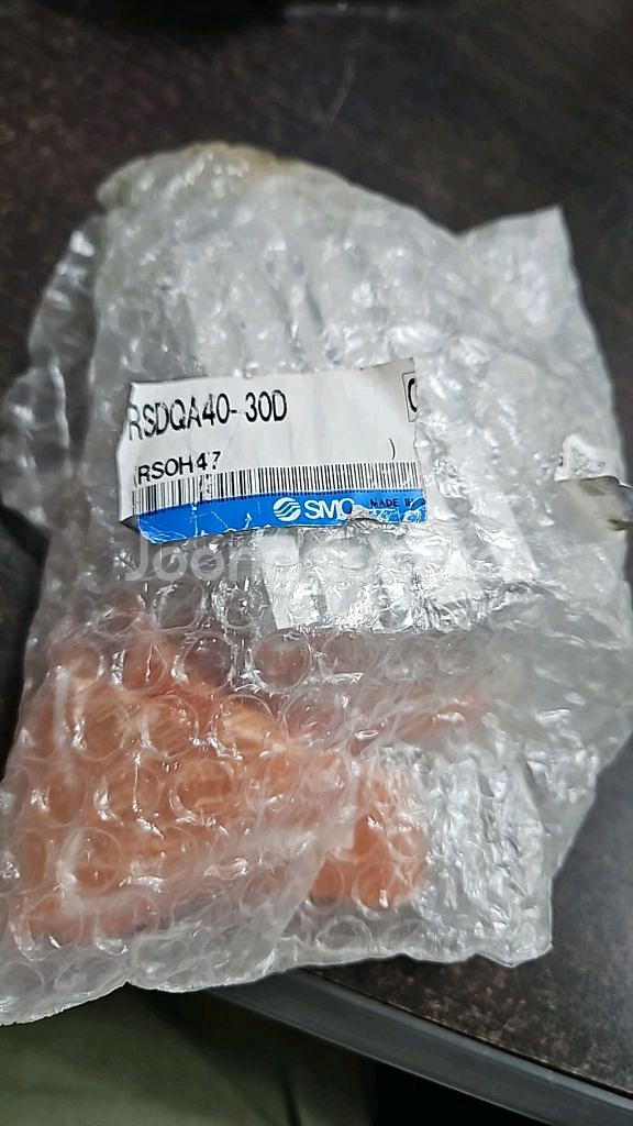 smc rsdqa40-30d 실린더--1