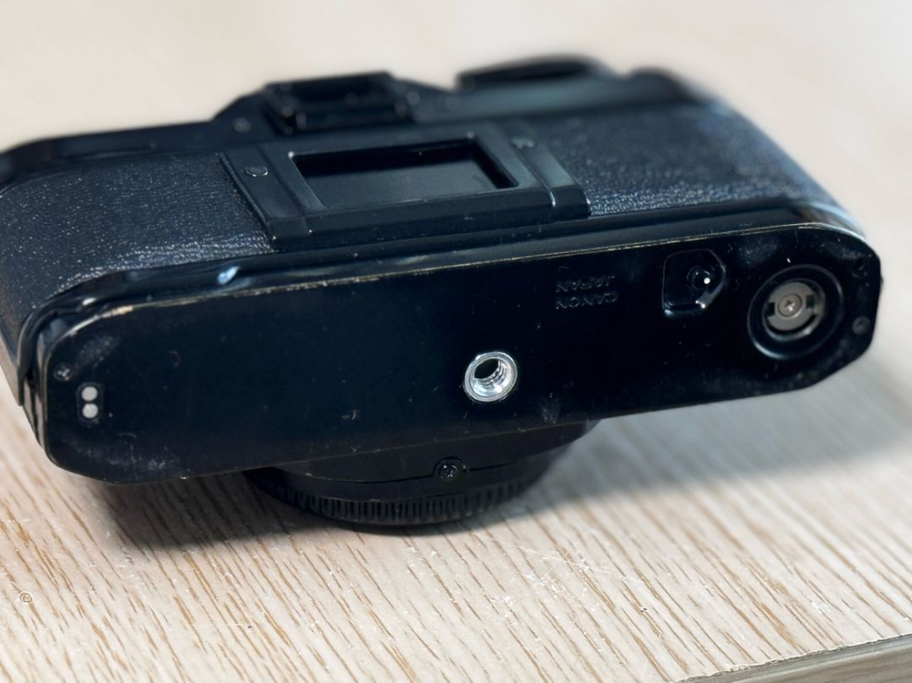 캐논 AE-1 바디만 이미지