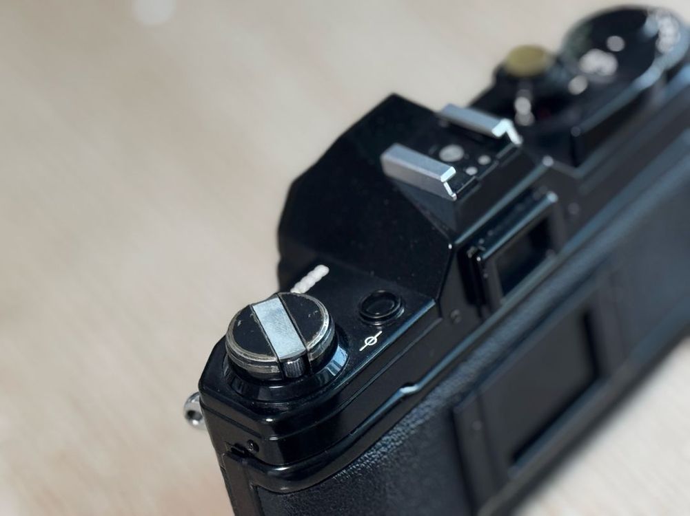 캐논 AE-1 바디만 이미지