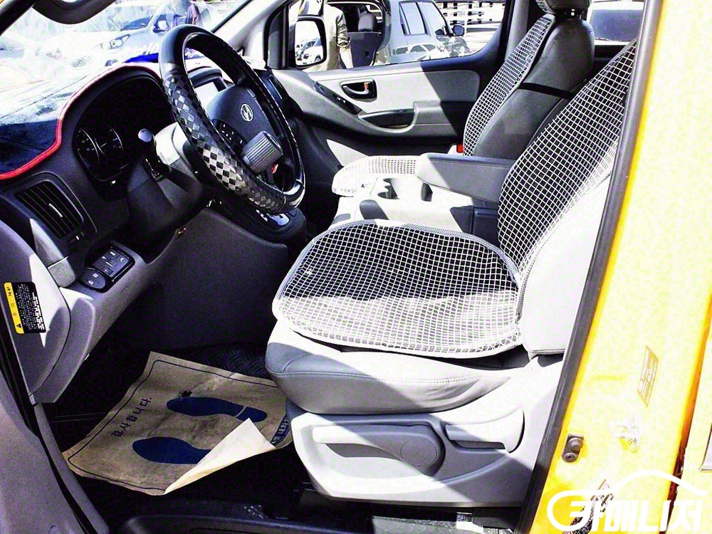 [현대]더 뉴 그랜드 스타렉스 어린이보호차 15인승 (--4